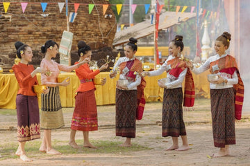 A Vibrant Celebration of Thai Songkran traditions - Mae Jum Store (UK)