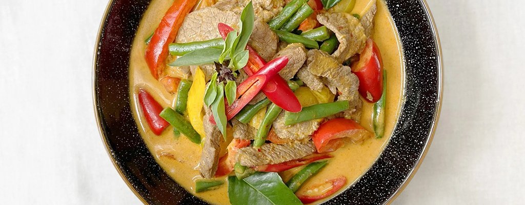 Beef Thai Red Curry - Mae Jum Store (UK)