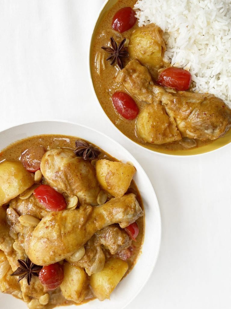Chicken Drumsticks Massaman Curry - Mae Jum Store (UK)