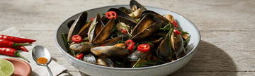 Mussels in Thai Panang Sauce - Mae Jum Store (UK)