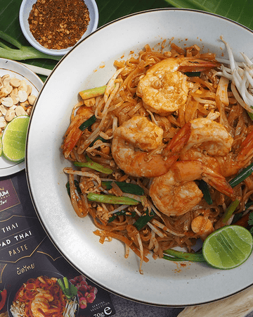 Prawn Pad Thai Noodles - Mae Jum Store
