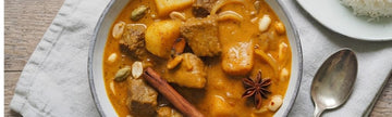 Thai Beef Massaman Curry with Potatoes - Mae Jum Store (UK)